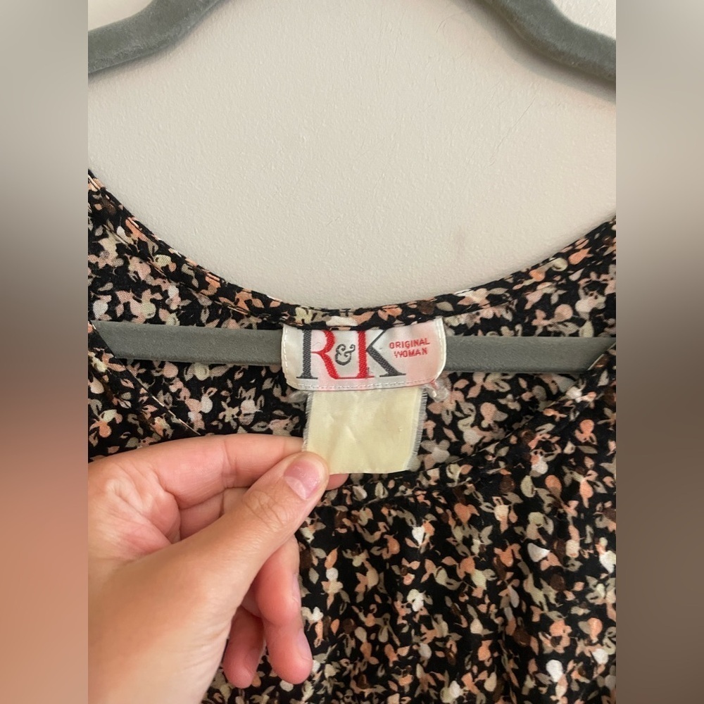 Vintage R&K Black Maxi Dress with Peach and Tan Print - Picture 2 of 3